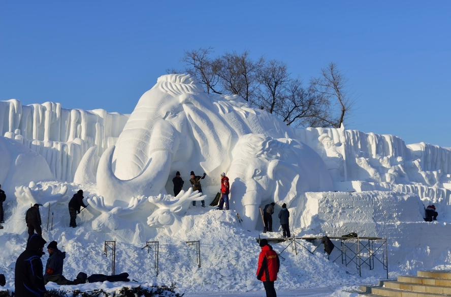 Urumqi City Snow Sculpture